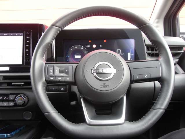 ノート1.2 X FOUR 4WD