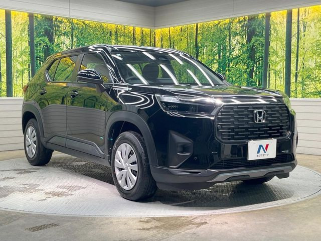 高透明度のガラス皮膜で撥水はもちろん、上質なツヤ・光沢を実現。紫外線や酸性雨から大切な愛車を保護し、色あせ・劣化を防止。「弾スプラッシュコート」、「弾プリミッサコート」からお選びいただけます。