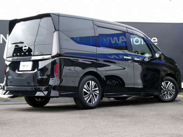 セレナ1.4 e-POWER ハイウェイスターV