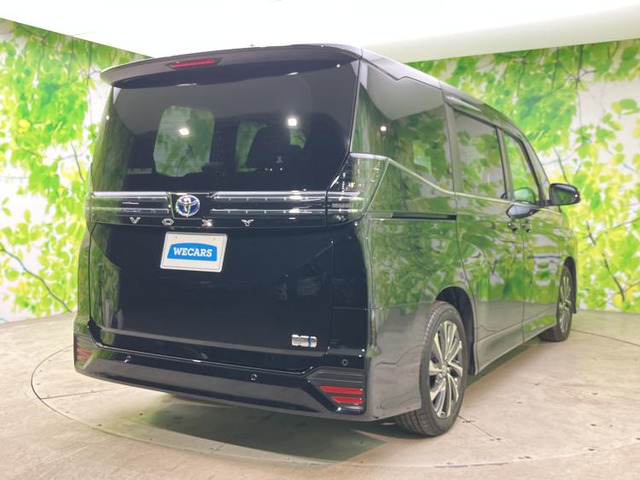 ヴォクシー1.8 ハイブリッド S-Z