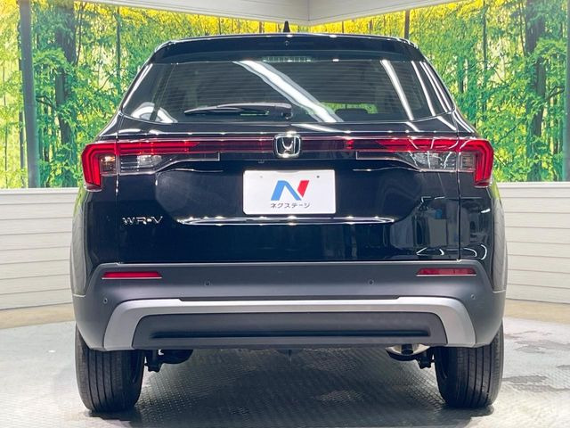 安心の最長10年・走行無制限保証(有償)をご用意。保証内容も充実はもちろん、無料点検&オイル交換や、年中無休の全国・24時間ロードサービスも付帯されておりますのでご安心下さい。