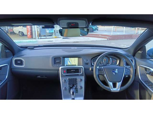 S60D4 ダイナミック エディション ディーゼル