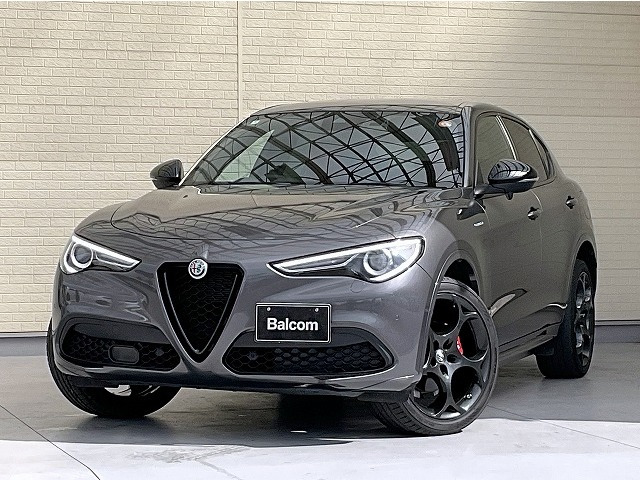 ステルヴィオ2.2 ターボ ディーゼル Q4 ヴェローチェ 4WD