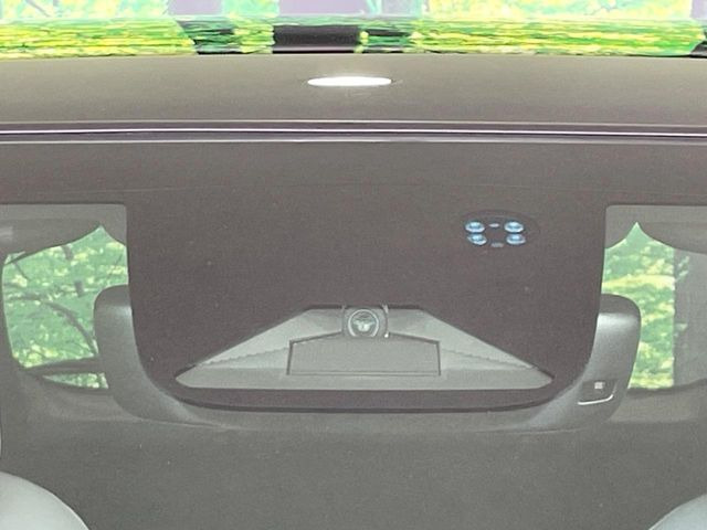 �y�z���_�Z���V���O�z���s���ɑO���̎ԗ�����F�����A�Փ˂������Ȏ��͌x��ƃu���[�L�ŏՓˉ���Ɣ�Q�y�����A�V�X�g�B�����S�Ƀh���C�u�����y���݂��������܂��B