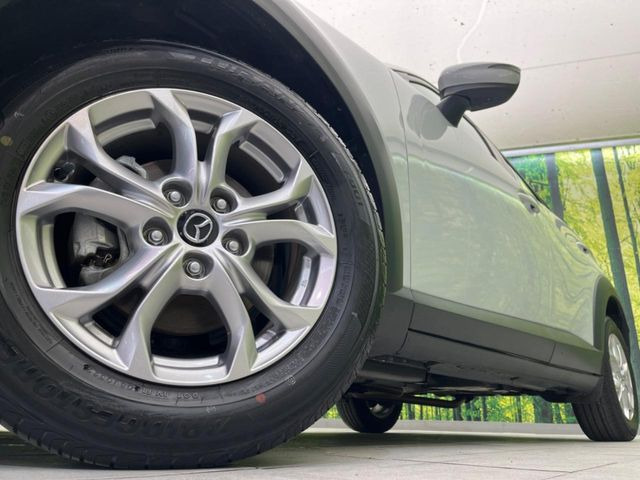 �y����16�C���`�A���~�z�C�[���z�O�ςɃ}�b�`���������A���~�z�C�[���𑕒����Ă���܂��B�e��ЊO�A���~�z�C�[����A�X�^�b�h���X�^�C�����戵�����Ă���܂��B���񂲑��k����������