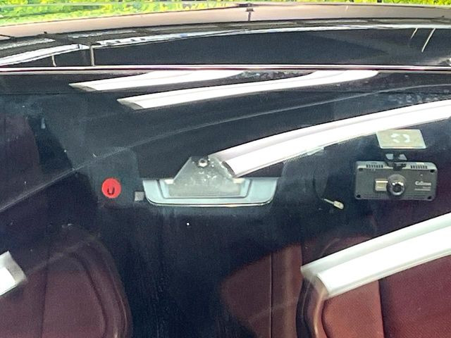 �y�v���N���b�V���Z�[�t�e�B�z�O���̎ԗ��������m���A�Փ˂������Ȏ��͌x��Œ��ӂ𑣂��A�u���[�L�𓥂ޗ͂��T�|�[�g�B�u���[�L�𓥂߂Ȃ������ꍇ�͏Փ˔�Q�y���u���[�L���쓮�A�Փˉ�����T�|�[�g���܂��B