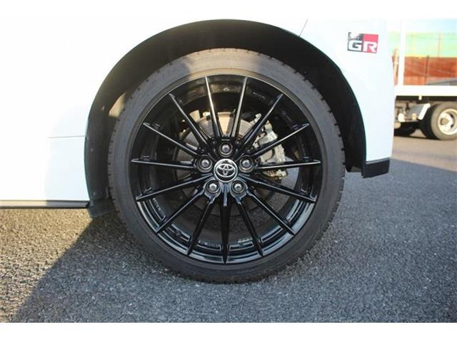 ���Ǝҗl�ւ̔̔��͂��f�肳���Ă��������܂��B �Ԍ������ԗ��̏ꍇ�́A�Ԍ����擾�������x�������z�ŕ\�����Ă���܂��B