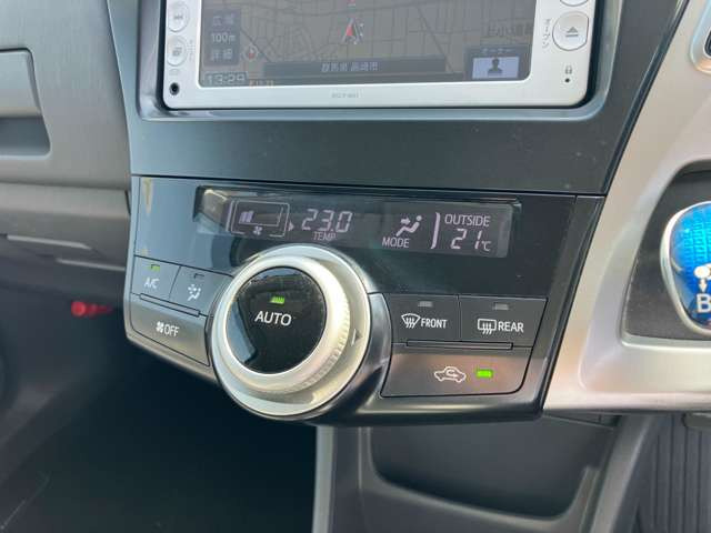 ★オートエアコン★好みの温度をセットするだけで、エアコンの強さや風量を自動でコントロール★