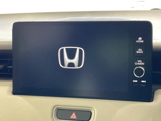 �y����9�^�i�r�z�l�C�̏����i�r�𑕔����Ă���܂��B�i�r�̎g���₷���͂������A�I�[�f�B�I�@�\���[��!�L�����v�◷�s�͂������A�ʋ΂┃�����ȂǕ��i�̃h���C�u���y�����Ȃ�͂���