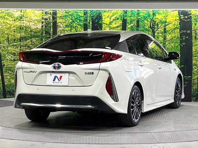 ☆全国のネクステージからお取り寄せが可能※!遠方の店舗に展示してあるクルマが気になる場合も、最寄りの店舗でご覧いただくことが可能です!是非私たちに要望をお聞かせください!※別途費用