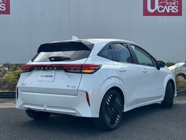 ノートオーラ1.2 G FOUR 4WD