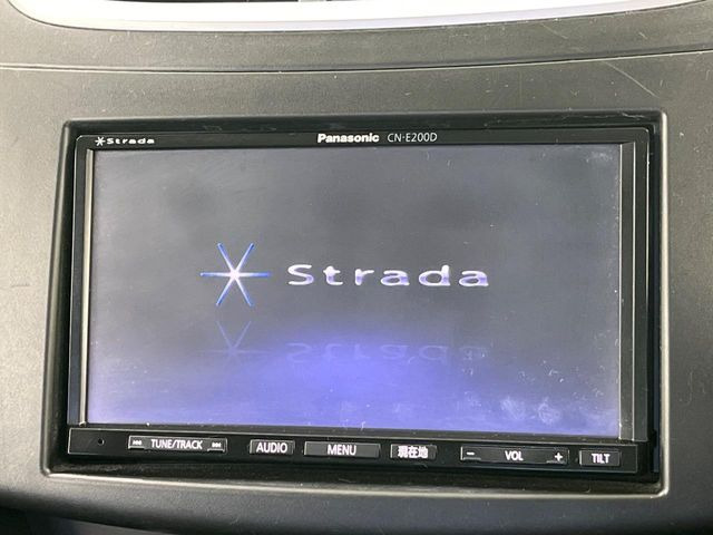 �y�i�r�Q�[�V�����z�g���₷���i�r�ŖړI�n�܂ł�������ē����Ă���܂��B�e��I�[�f�B�I�Đ��@�\���[�����Ă���A���Ԃ̉^�]������Ɋy�����Ȃ�܂�!!