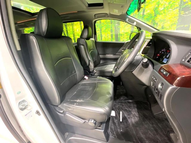 �^�]�Ȃ܂��ɂ͏\���ȃX�y�[�X������A�啿�ȕ��ł��������^�]���Ă�����������ł��B