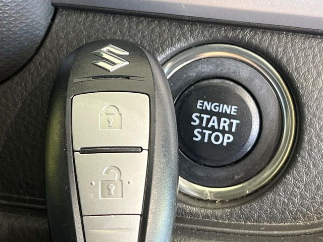 �y�L�[���X�X�^�[�g�V�X�e���z�J�o����|�P�b�g�ɓ��ꂽ�܂܂ł��h�A�̎{���E�������\�ȃX�}�[�g�L�[�𑕔��B�G���W���̃I���E�I�t�����J�M�����o���K�v����������Ƃ��Ă��֗��ł���