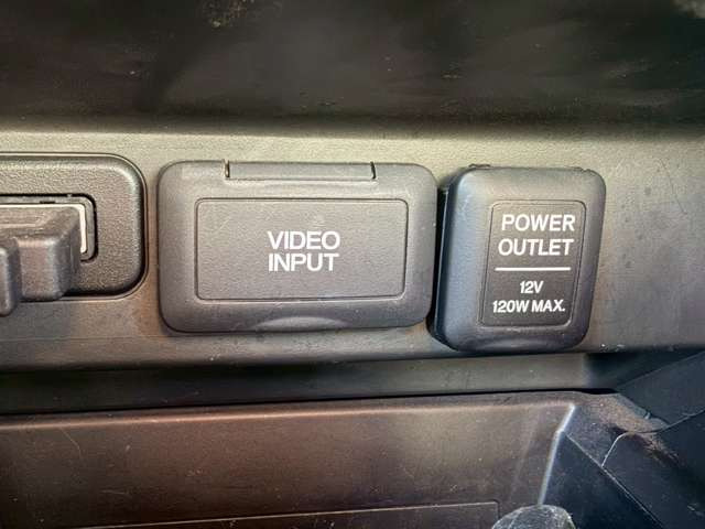 �C�ɂȂ邨�Ԃ�����܂�����E�̓d�b�ԍ����璼�ڂ��X�ɂ��₢���킹���������B�x�����@����ԗ����A��Ԃ܂łȂ�ł������������Ē����܂��B�X�^�b�t�ꓯ���A�����҂����Ă���܂��B