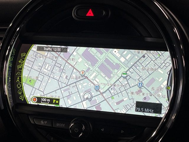 ������HDD�i�r:��̊��̂���i�r�́A����������ԓ������o���Ă���܂��B�I�[�f�B�I�@�\���[�����Ă���܂��̂ŁA�^�]�����y���߂܂���