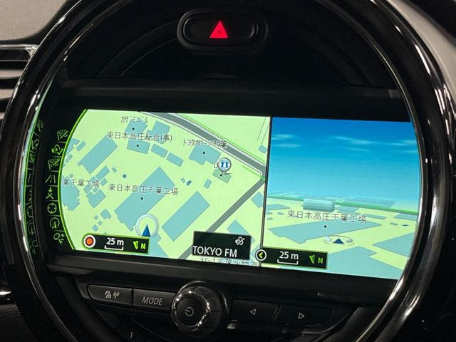 ������HDD�i�r:��̊��̂���i�r�́A����������ԓ������o���Ă���܂��B�I�[�f�B�I�@�\���[�����Ă���܂��̂ŁA�^�]�����y���߂܂���