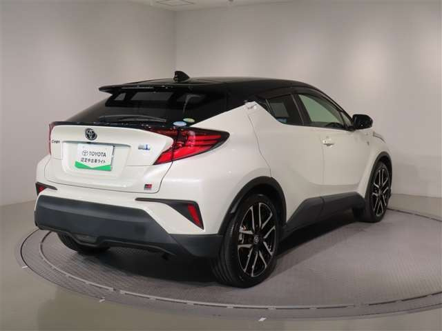 C-HRハイブリッド 1.8 S GR スポーツ