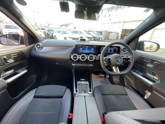 BクラスB180 AMGラインパッケージ