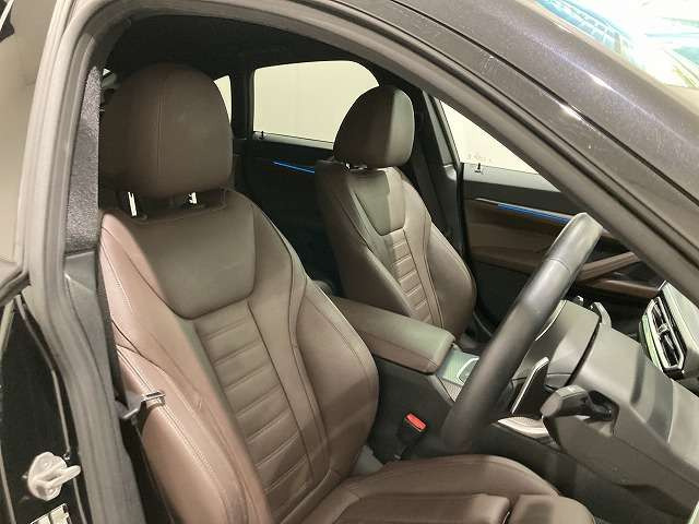 4シリーズグランクーペ420d xドライブ Mスポーツ 4WD