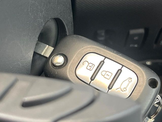 ���L�[���X�L�[:�X�}�[�g�L�[�����y���Ă��������ł��G���W���n�����ɃL�[���񂷓�����D�܂����������������l�C���������܂��B