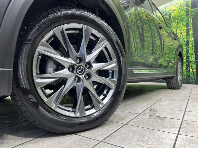 �y����19�C���`�A���~�z�C�[���z�O�ςɃ}�b�`���������A���~�z�C�[���𑕒����Ă���܂��B�e��ЊO�A���~�z�C�[����A�X�^�b�h���X�^�C�����戵�����Ă���܂��B���񂲑��k����������