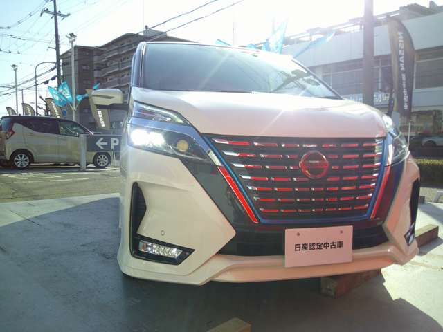 セレナ1.2 e-POWER ハイウェイスターV