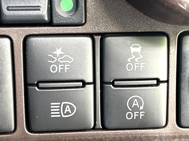 �y�X�}�[�g�A�V�X�g�z���s���ɑO���̎ԗ�����F�����A�Փ˂������Ȏ��͌x��ƃu���[�L�ŏՓˉ���Ɣ�Q�y�����A�V�X�g�B�����S�Ƀh���C�u�����y���݂��������܂��B