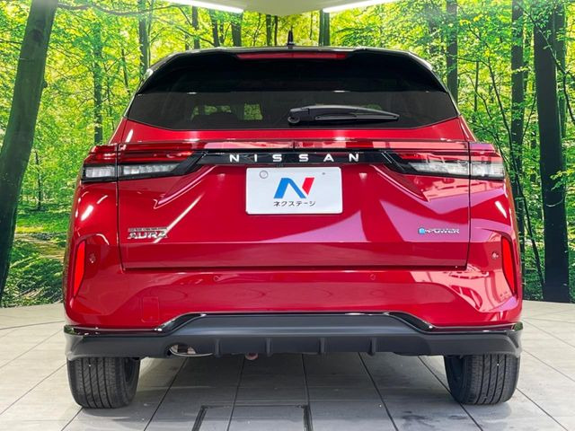 安心の最長10年・走行無制限保証(有償)をご用意。保証内容も充実はもちろん、無料点検&オイル交換や、年中無休の全国・24時間ロードサービスも付帯されておりますのでご安心下さい。