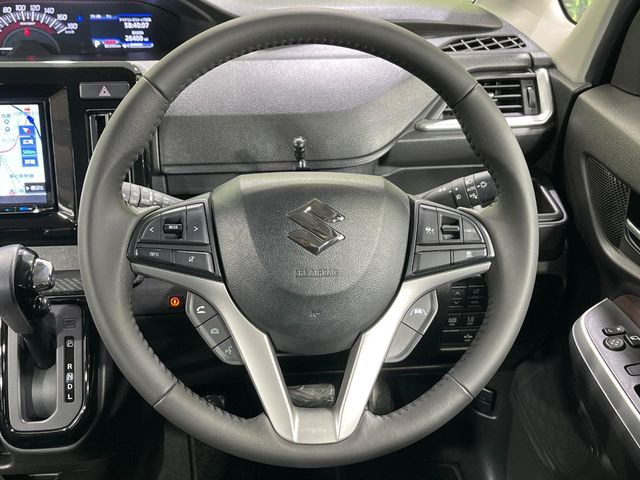 �y�����v�����X�e�A�����O�z�㎿�Ȋv���g�p���邱�ƂŁA��ɂ����������݂ƂĂ��^�]���₷���n���h���ł���