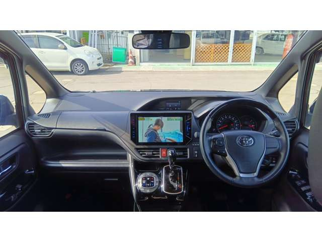 ノア2.0 Si W×B III 4WD