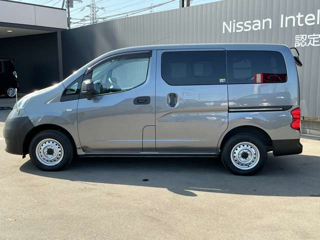 NV200バネットバン1.6 DX