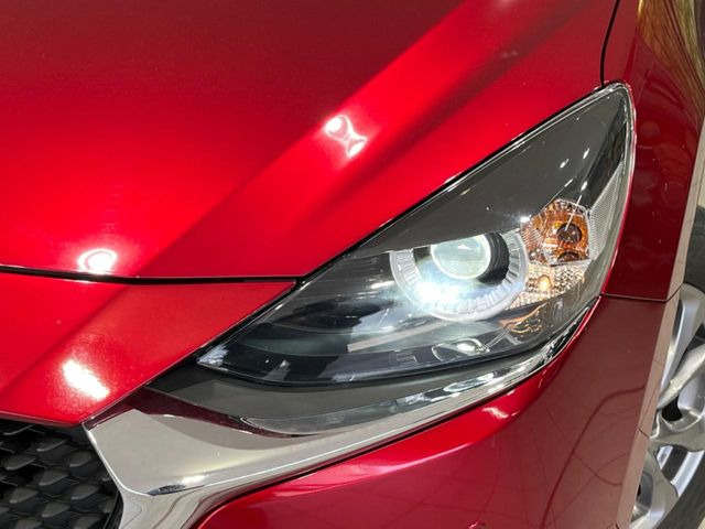 �yLED�w�b�h���C�g�z���V����ԑ��s�����ǍD�Ȏ��E���m�ۂ����S���ĉ^�]�ł��鍂�P�xLED�w�b�h���C�g�𑕔�!�_�����x�������A����d�͂��}�����Ă��܂��B