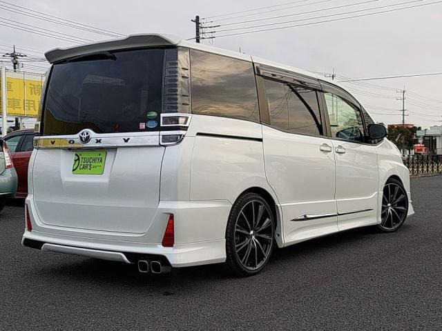 ヴォクシー2.0 ZS