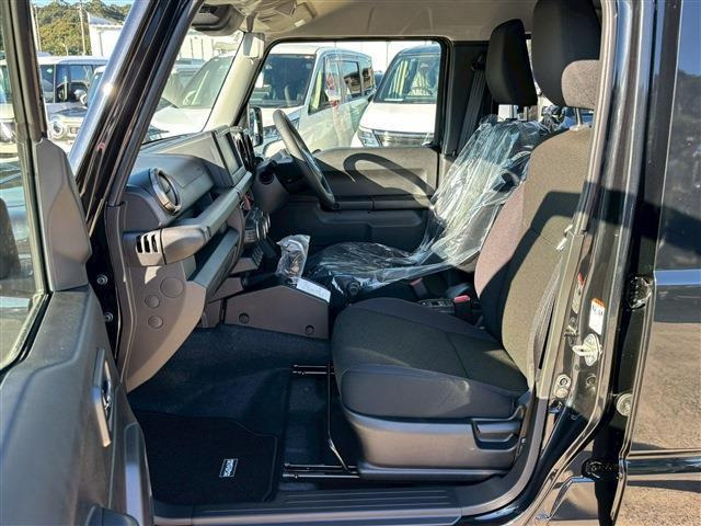 ジムニーノマド1.5 FC 4WD