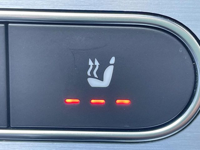 ���t�����g�V�[�g�q�[�e�B���O:�^�]�ȁE����ȋ��ɎO�i�K�Œ��߂��\�ȃV�[�g�q�[�^�[�𑕔����Ă���܂��B�G�߂��킸���K�ɂ��g�p���������܂��B