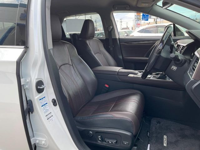 �^�]�ȃV�[�g���͎g�p�������Ȃ��A�ǍD�ȏ�ԂƂȂ��Ă��܂��B���J�Ɏg���Ă������Ƃ��悭�킩��܂��ˁB