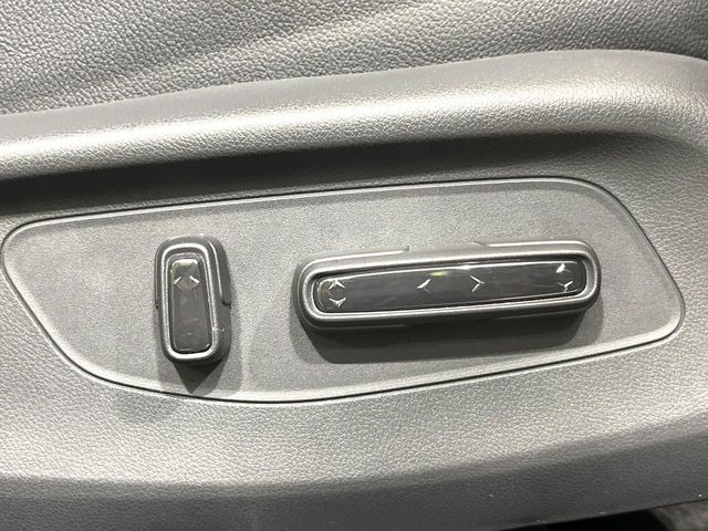 �y�p���[�V�[�g�z�X�C�b�`��ŊȒP�ɃV�[�g�̔��������\!�d��������͂�����܂���!���K�ȃV�[�g�|�W�V�����ɃZ�b�g���āA���K�ȃh���C�u�����y���݂��������B