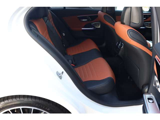 CクラスC220d ラグジュアリー (ISG)