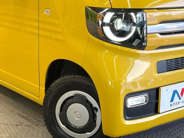 �yLED�w�b�h���C�g�z���V����ԑ��s�����ǍD�Ȏ��E���m�ۂ����S���ĉ^�]�ł��鍂�P�xLED�w�b�h���C�g�𑕔�!�_�����x�������A����d�͂��}�����Ă��܂��B