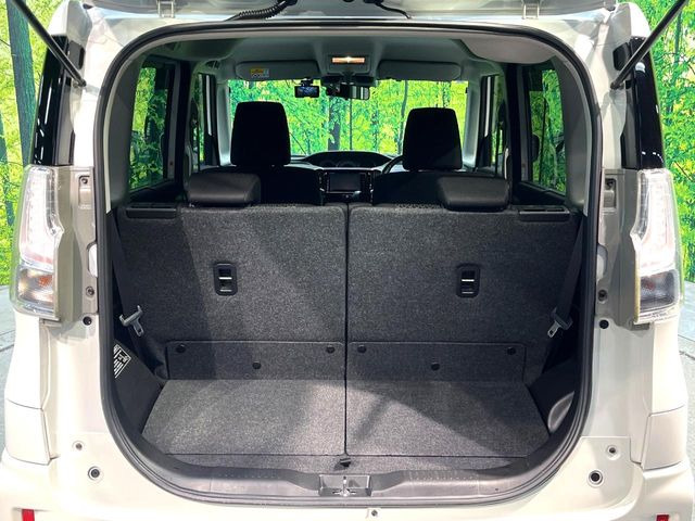 ���i�̂���������ʋ΁A���}���ɏ\���ȉ׎��X�y�[�X���m�ۂ��Ă���܂��B�Z�J���h�V�[�g��|���ƁA�傫�ȉו��̐ύڂ��\�ł���