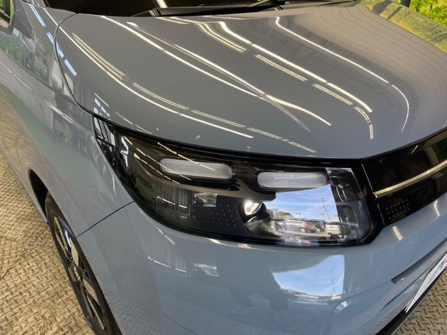 �yLED�w�b�h���C�g�z���V����ԑ��s�����ǍD�Ȏ��E���m�ۂ����S���ĉ^�]�ł��鍂�P�xLED�w�b�h���C�g�𑕔�!�_�����x�������A����d�͂��}�����Ă��܂��B