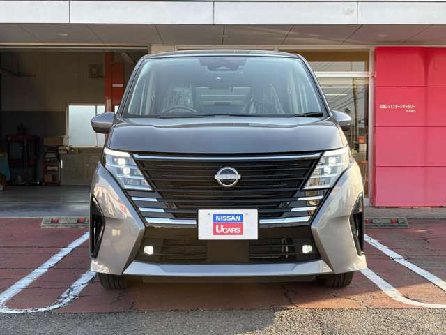 セレナ2.0 ハイウェイスター V マルチベッド