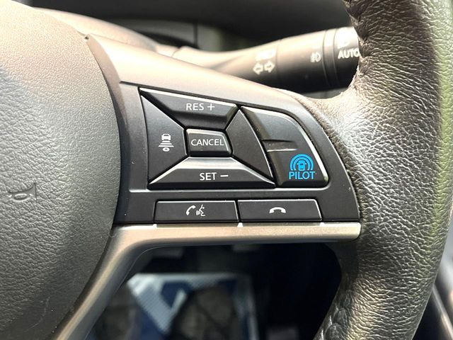 �y�v���p�C���b�g�z�������H�ł̒��������s���y��!!�a�؎��Ə��񑖍s�̃V�[���ŁA�A�N�Z���E�u���[�L�E�X�e�A�����O�������Ő��䂵�A�������^�]�̕��S���y�����Ă���܂���