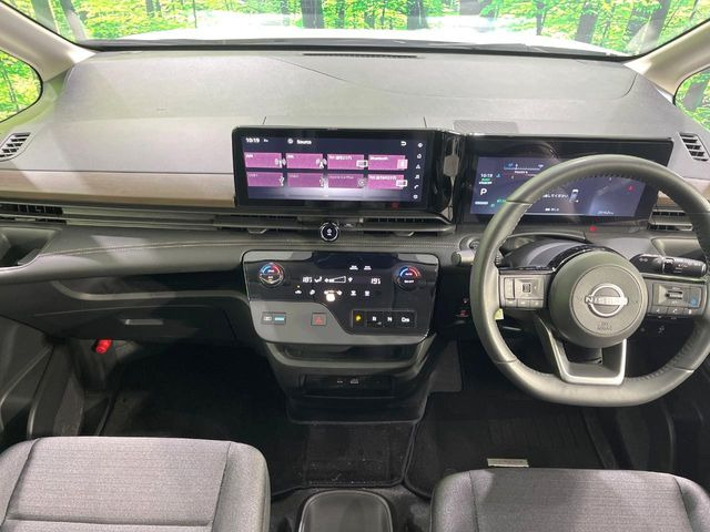 セレナ1.4 e-POWER ハイウェイスターV