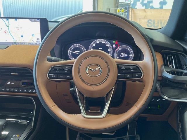 �y�����v�����X�e�A�����O�z�㎿�Ȋv���g�p���邱�ƂŁA��ɂ����������݂ƂĂ��^�]���₷���n���h���ł���