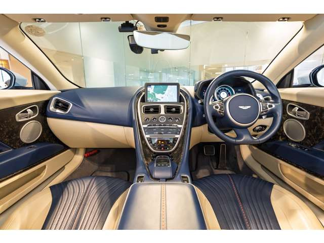 DB11ヴォランテV8