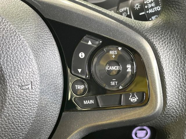 �y�A�_�v�e�B�u�N���[�Y�R���g���[���z�������H�ł̒��������s���y��!!�����ő��x��ۂN���[�Y�R���g���[�����A�Փˌy���V�X�e���ƘA�g���A�O���̎ԗ������m���ĎԊԂ�ۂ悤�ɑ��x���߂��Ă���܂�!!