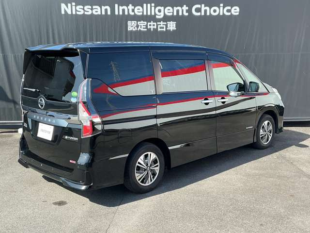 セレナ1.2 e-POWER ハイウェイスターV