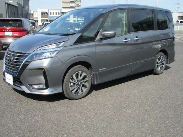 セレナ1.2 e-POWER ハイウェイスターV